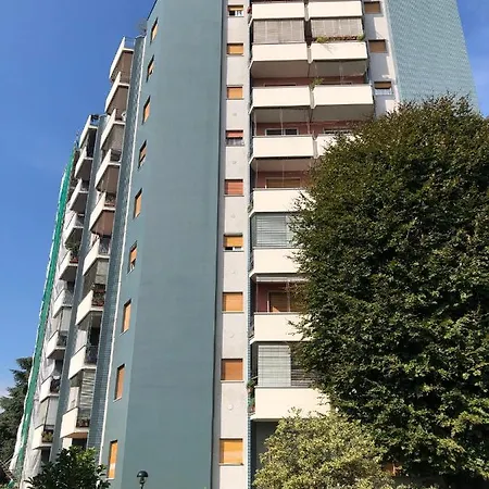 N&Ghomesweethome Monet Elegante Appartamento Casa Vacanze - Affari Milan Exterior photo