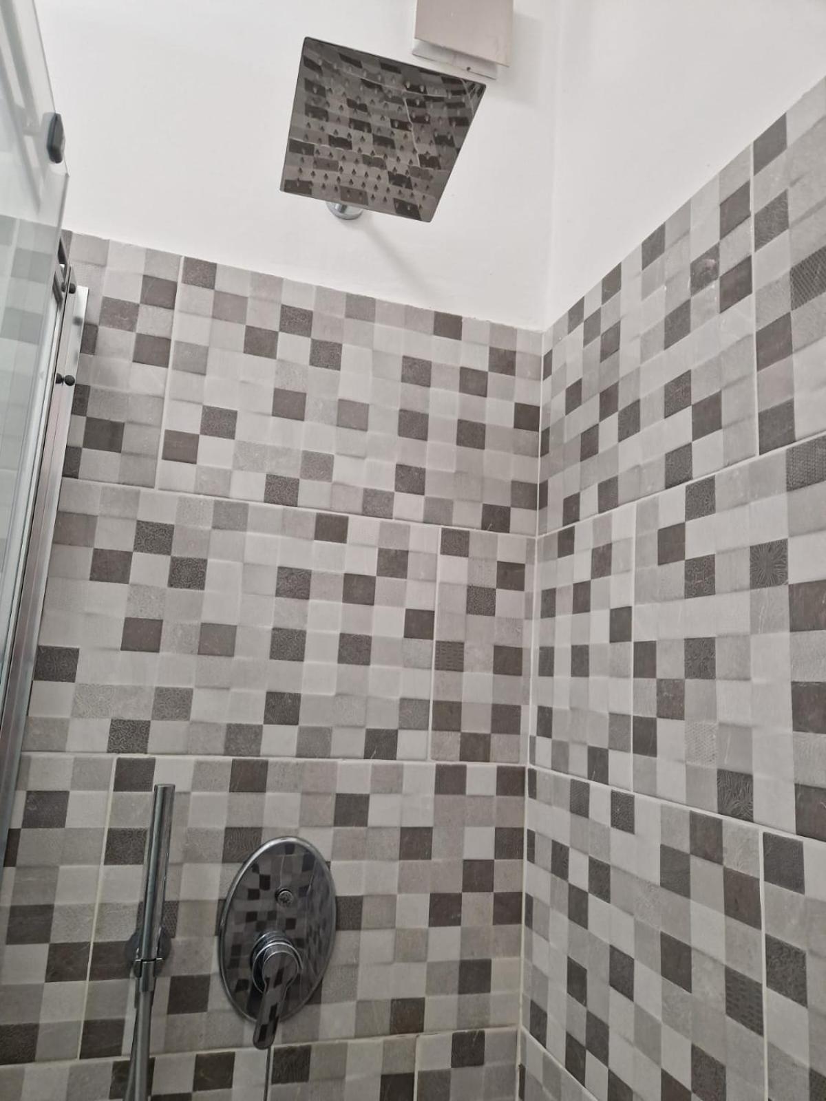 N&ghomesweethome Monet Elegante - Affari Appartement Milaan